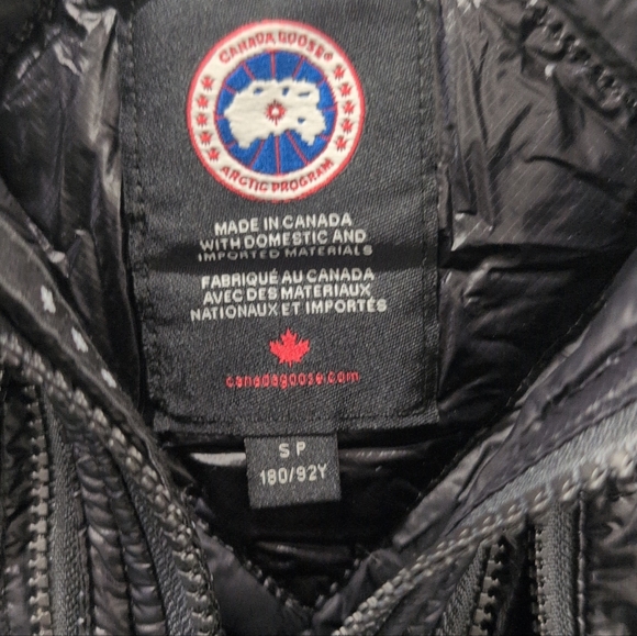 Canada Goose Womens Hybridge Lite Black Padded Hoody Jacket Size Small - Picture 2 of 9